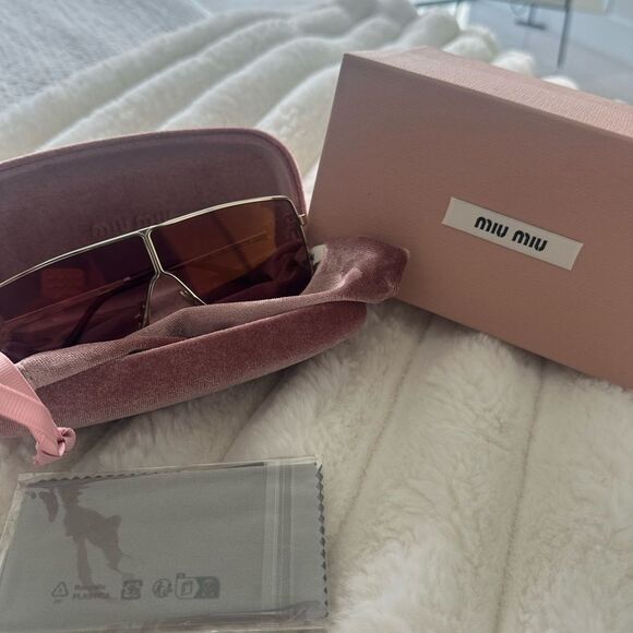 NEW RARE MIU MIU MIRRORED SHIELD SUNGLASSES - Picture 8 of 11